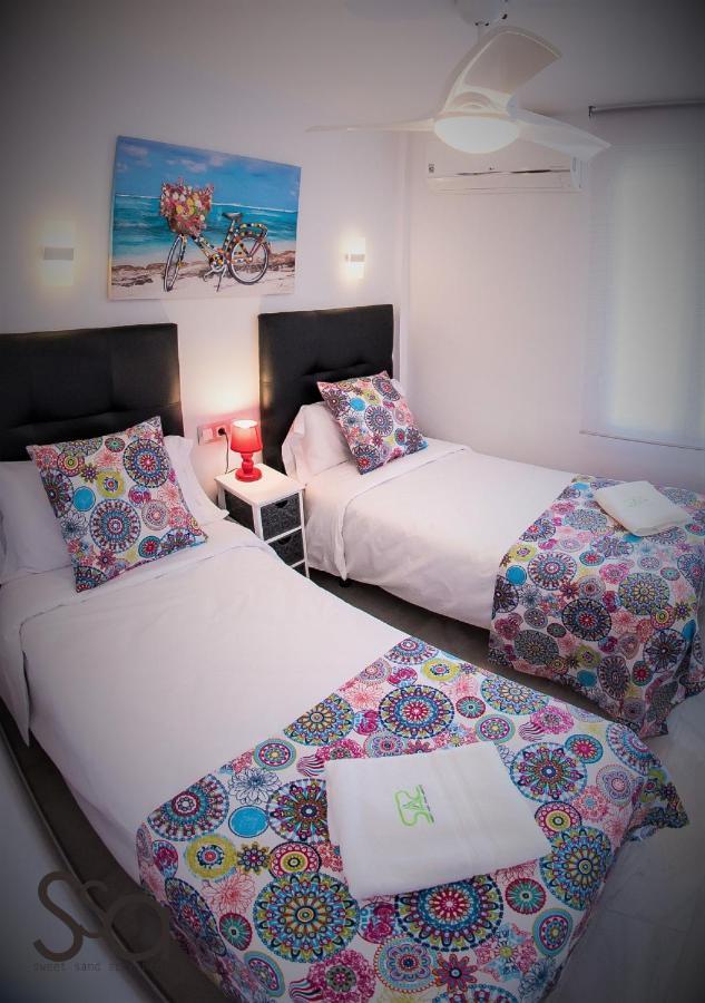 My Sweet Red Apartment Benidorm Extérieur photo